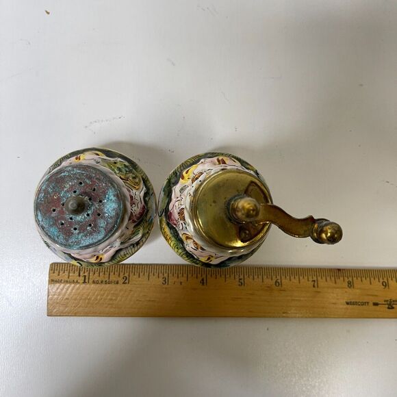 Vintage Salt Shaker And Pepper Grinder Set Porcelain and Brass Made In Italy - Picture 16 of 16
